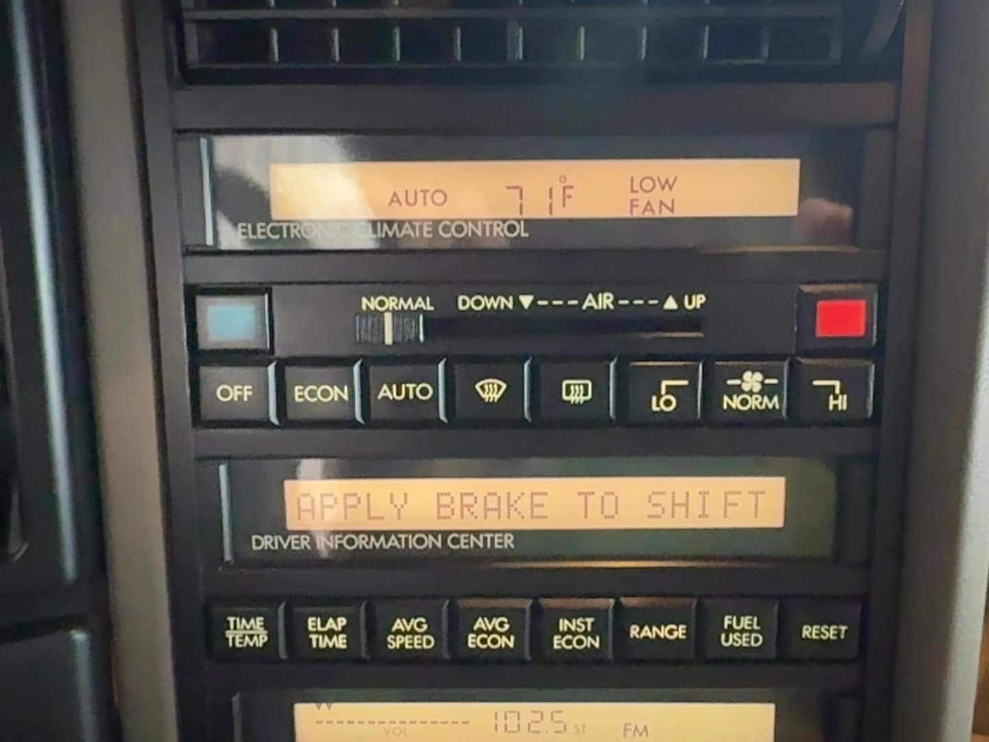 Used 1993 Cadillac Allante FWD image 23
