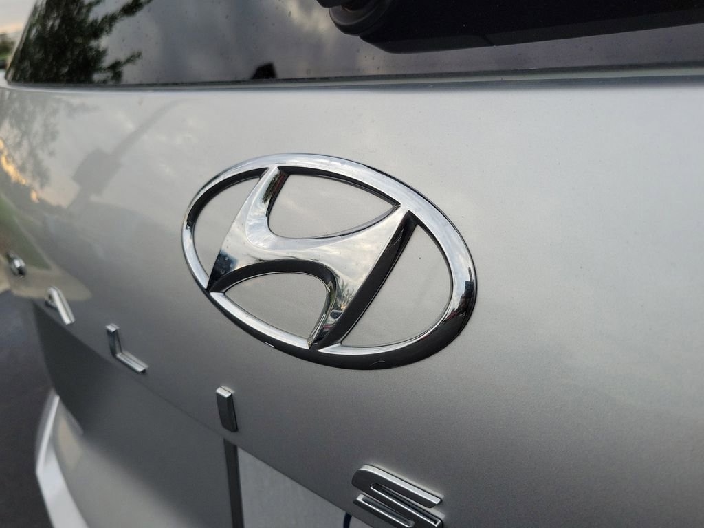 Used 2024 Hyundai Palisade Calligraphy image 9