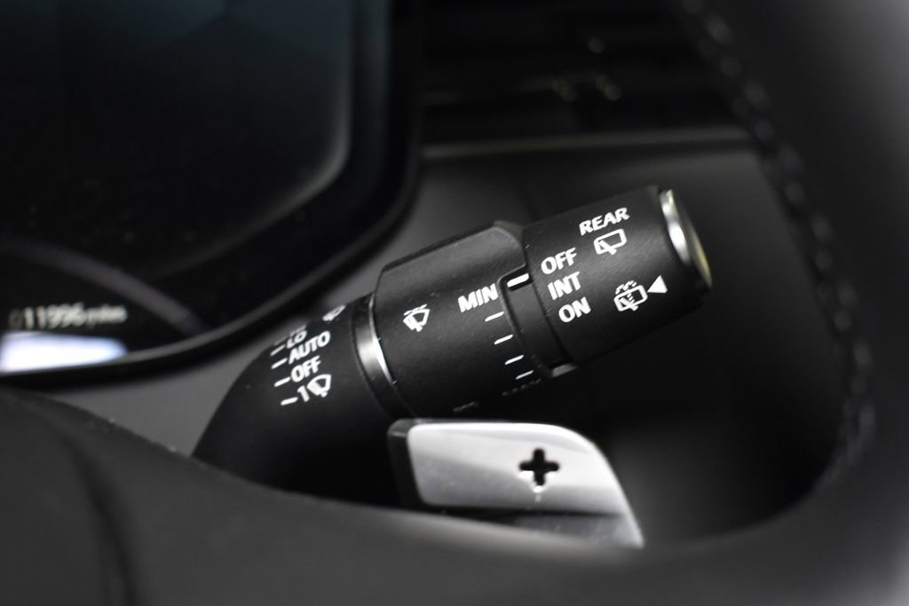 Used 2025 Land Rover Range Rover Autobiography image 34