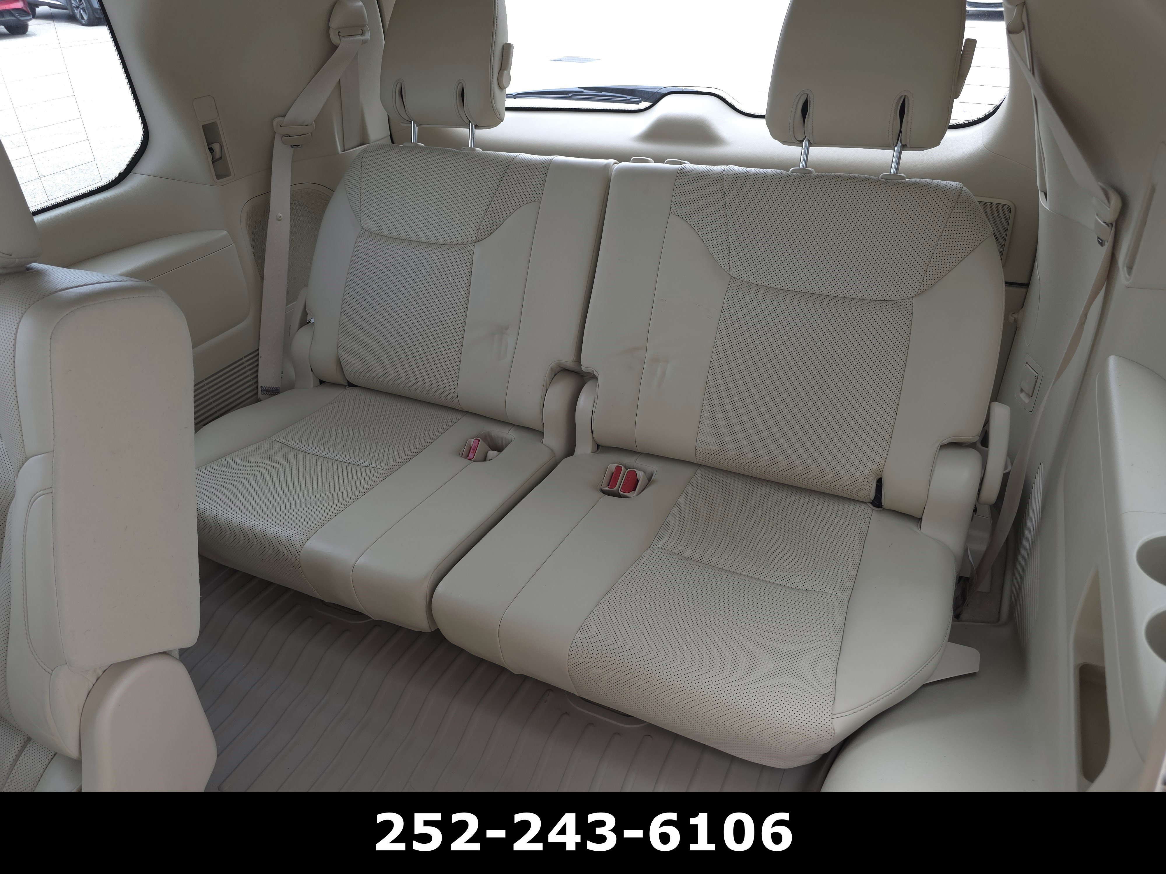 Used 2016 Lexus LX 570 4WD w/ Luxury Package image 40