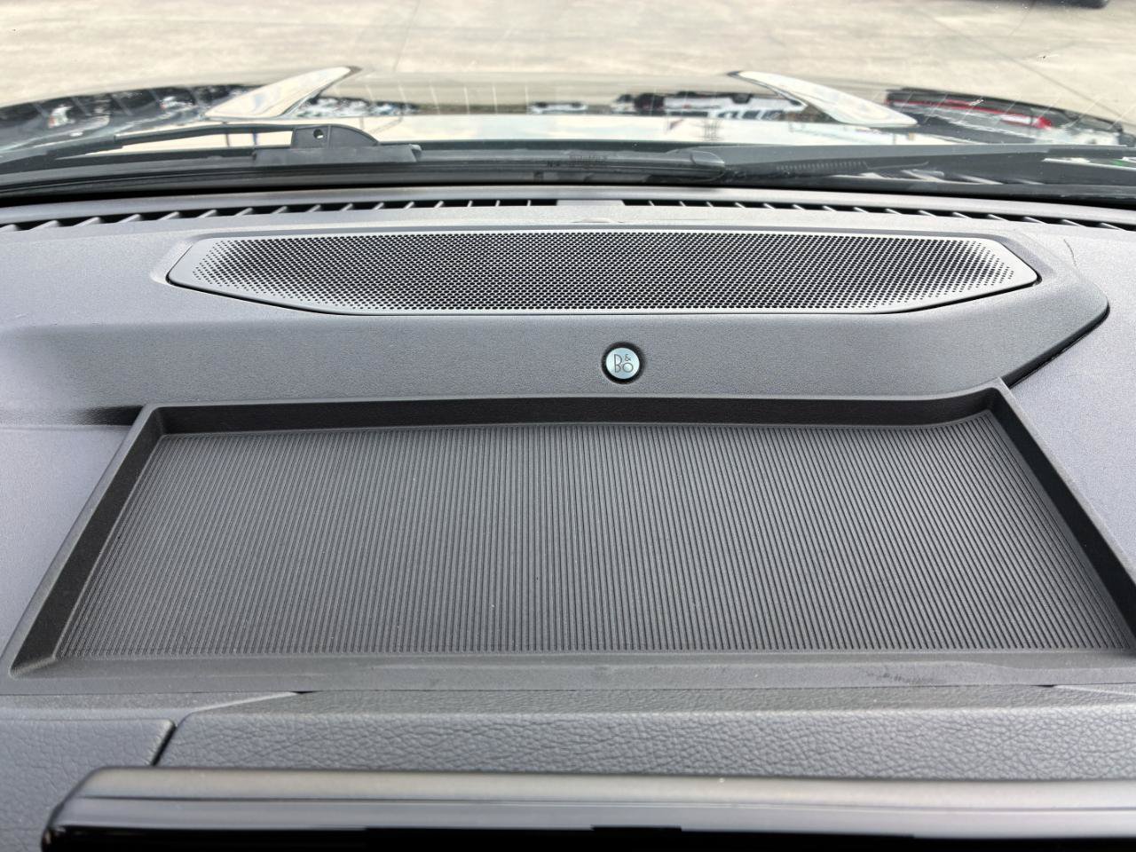 Used 2024 Ford Expedition Limited RWD image 19