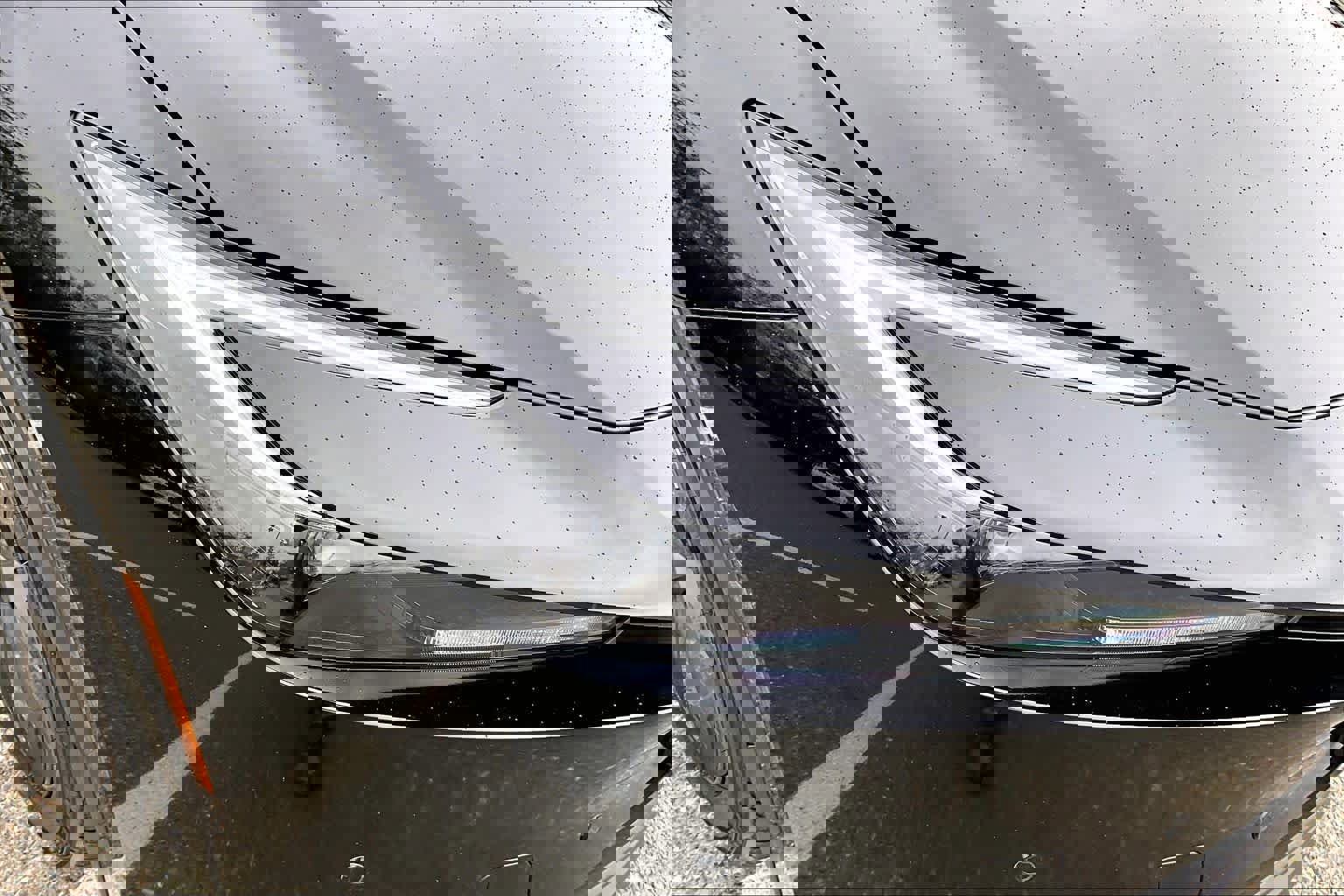 Used 2024 Toyota Prius LE image 27