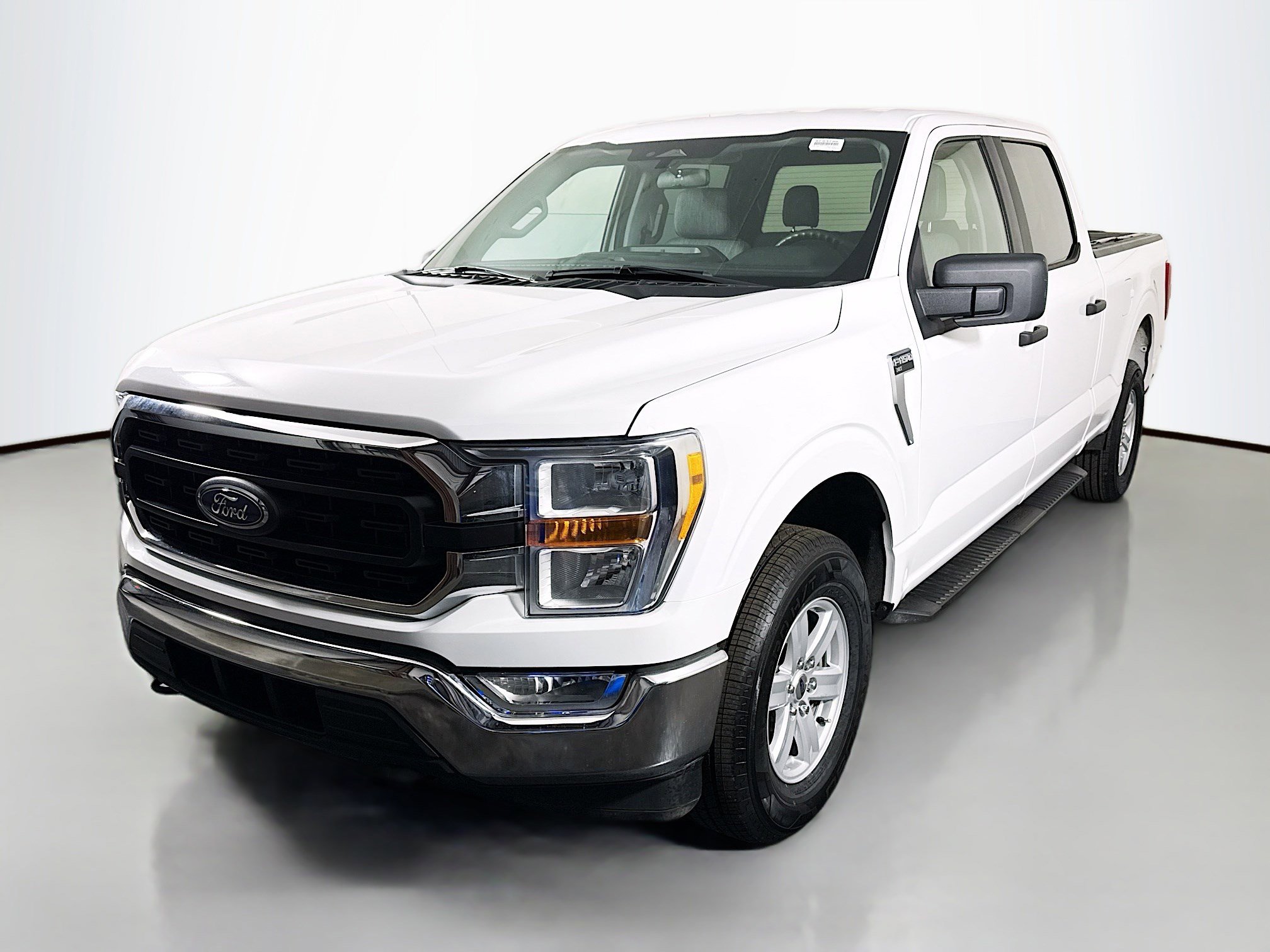 Used 2022 Ford F150 XLT image 4