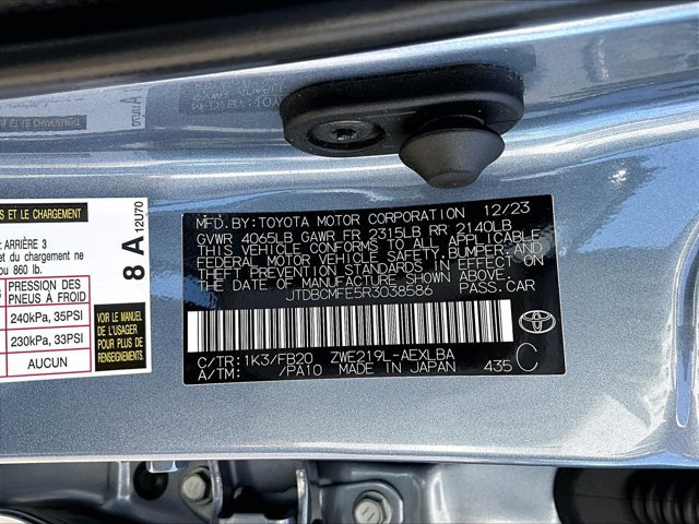 Used 2024 Toyota Corolla LE FWD image 30