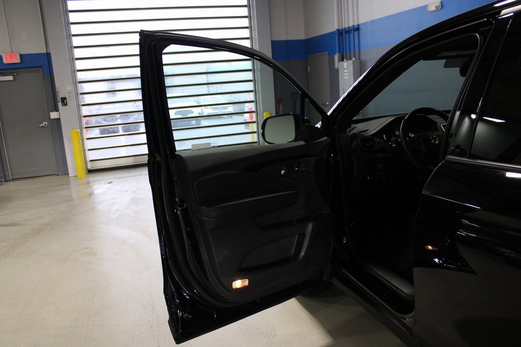 Certified 2023 Honda Ridgeline Black Edition image 7