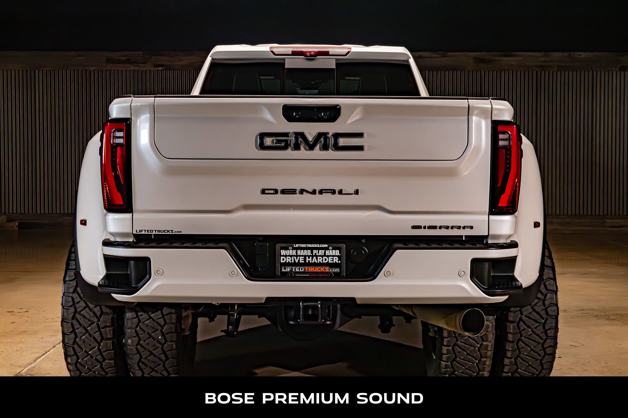 Used 2024 GMC Sierra 3500 Denali Ultimate AWD/4WD image 8