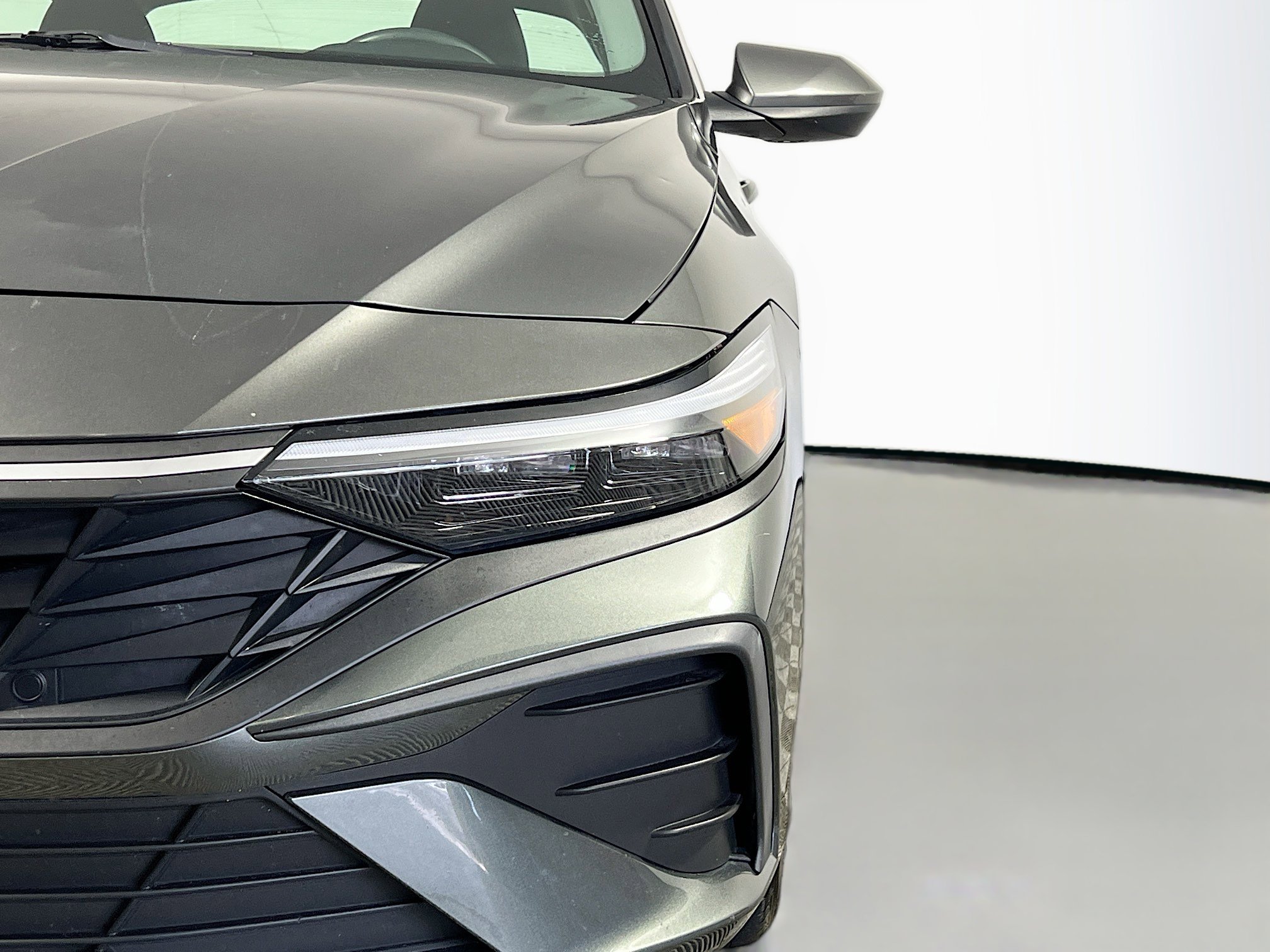 Used 2024 Hyundai Elantra SEL image 12