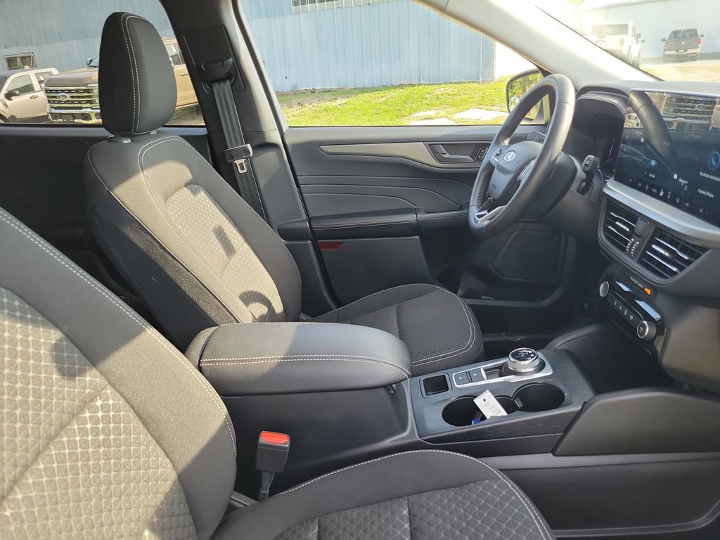 Used 2023 Ford Escape Active w/ Tech Pack #1 FWD image 37