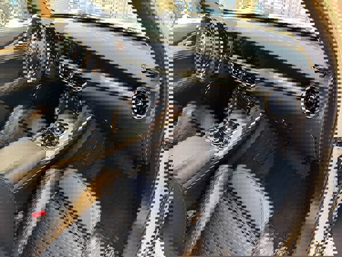 Used 2019 Alfa Romeo Stelvio Ti Sport w/ Quick Order Package 22S Sport image 17