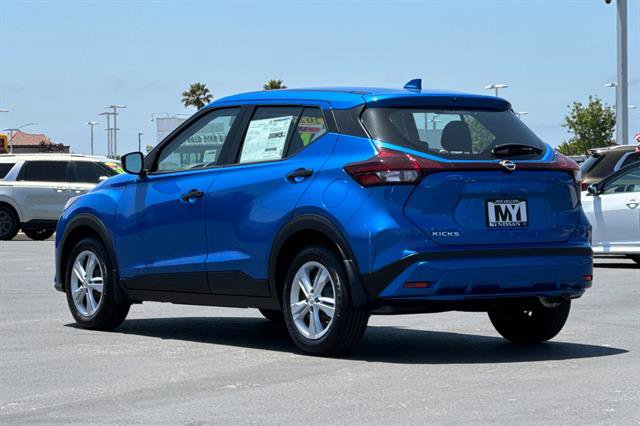 New 2025 Nissan Kicks Play S image 6