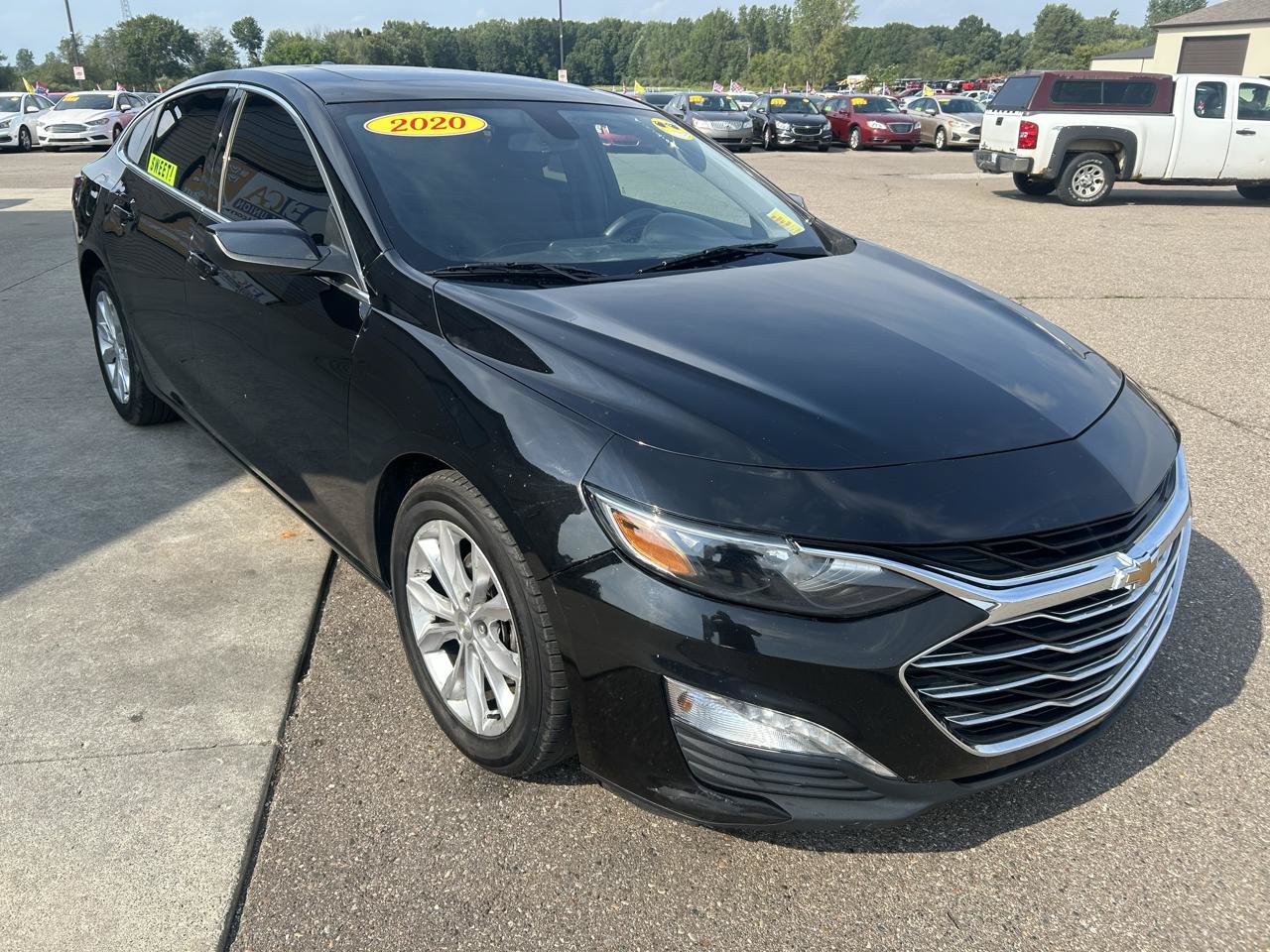 Used 2020 Chevrolet Malibu LT FWD image 3