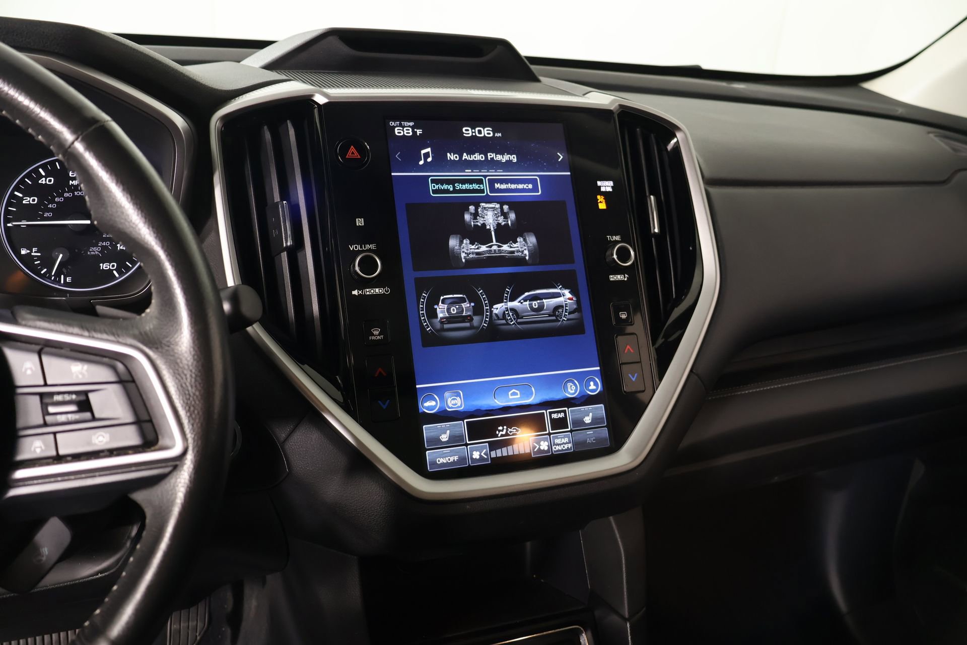 Used 2024 Subaru Ascent Limited w/ Technology Package AWD/4WD image 5