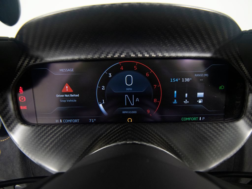 Used 2026 McLaren 750S Spider RWD image 16