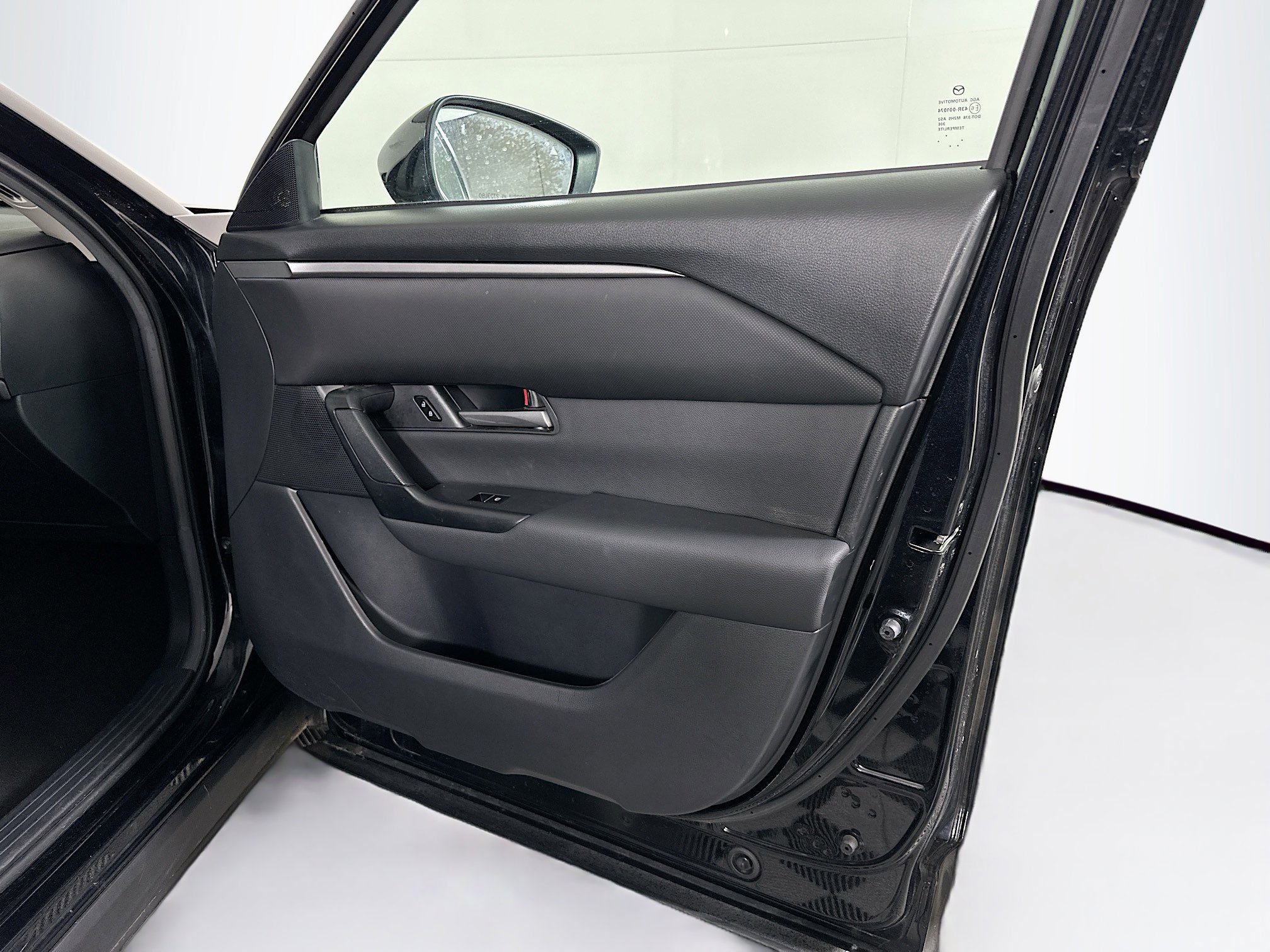 Used 2025 MAZDA CX-50 AWD 2.5 S w/ Preferred Package image 32