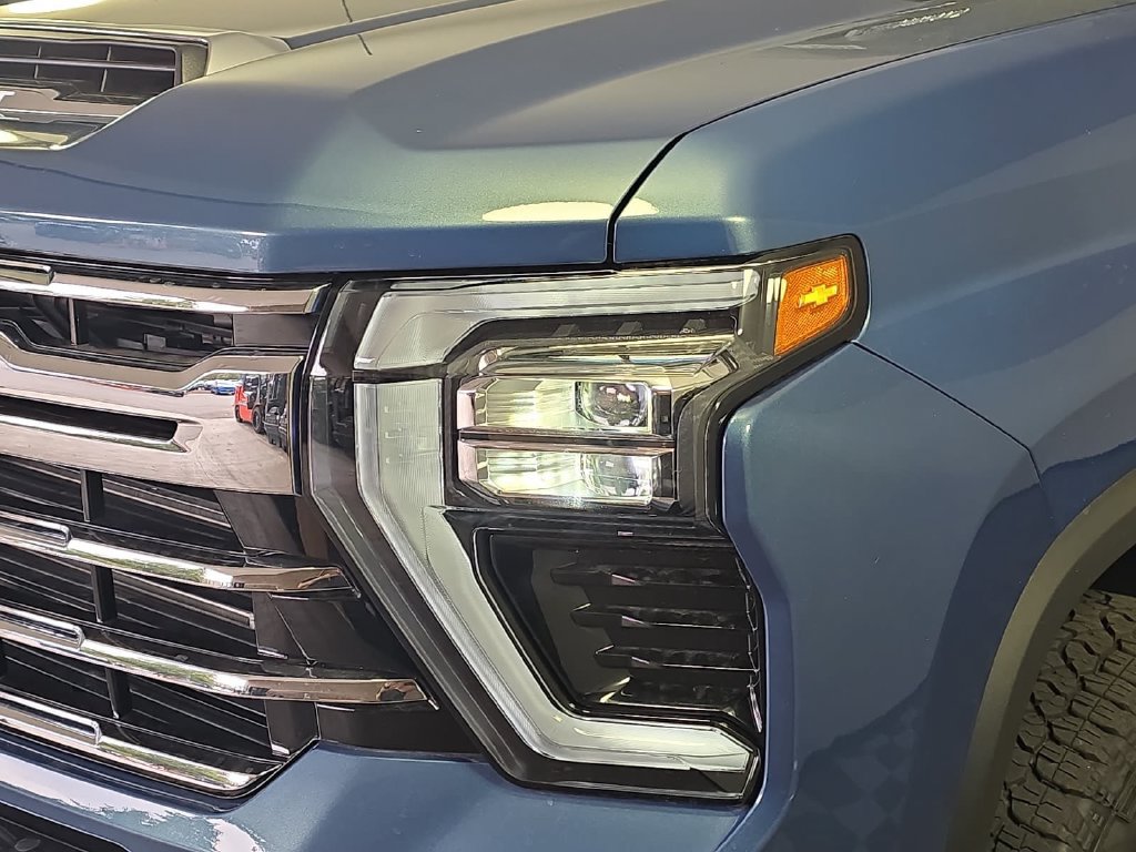 New 2026 Chevrolet Silverado 3500 LTZ w/ LTZ Plus Package AWD/4WD image 27