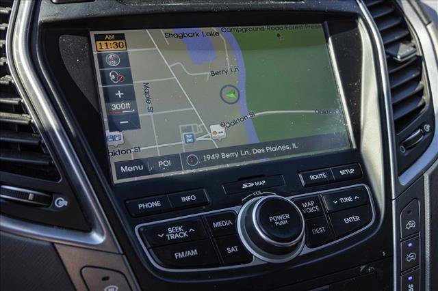 Used 2014 Hyundai Santa Fe GLS image 17