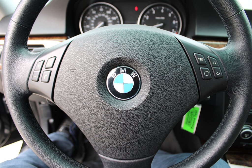 Used 2009 BMW 328i Wagon image 24