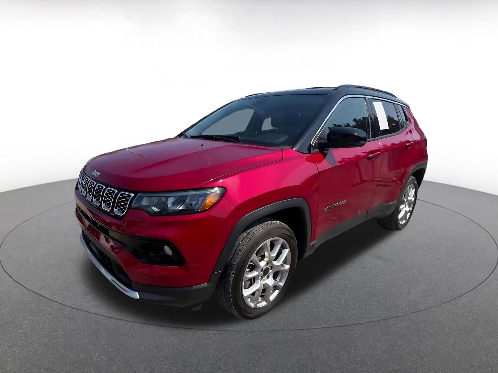 Used 2025 Jeep Compass Limited AWD/4WD image 9