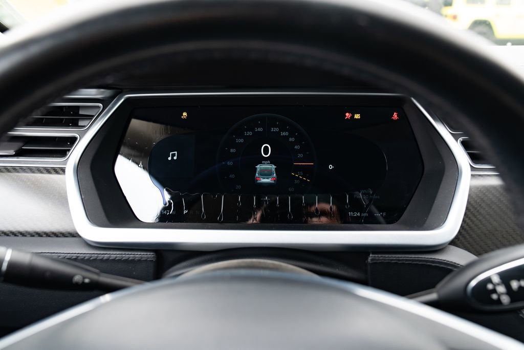 Used 2013 Tesla Model S Performance image 12