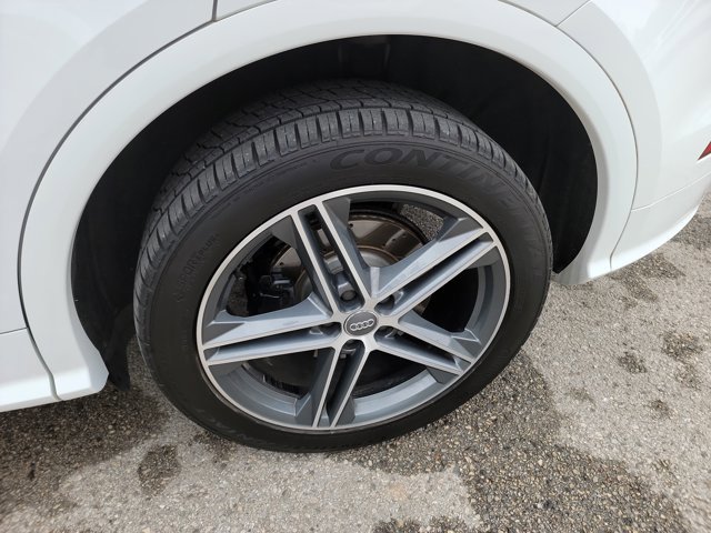 Used 2018 Audi SQ5 Prestige w/ Prestige Package AWD/4WD image 9