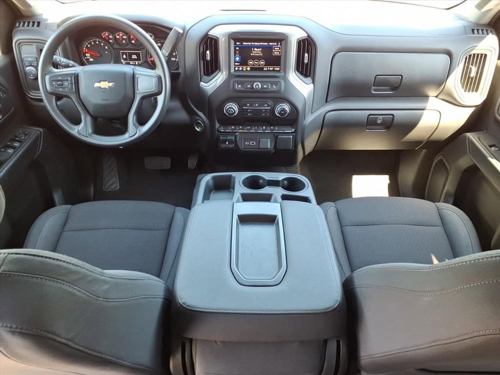 Used 2026 Chevrolet Silverado 1500 Custom RWD image 27