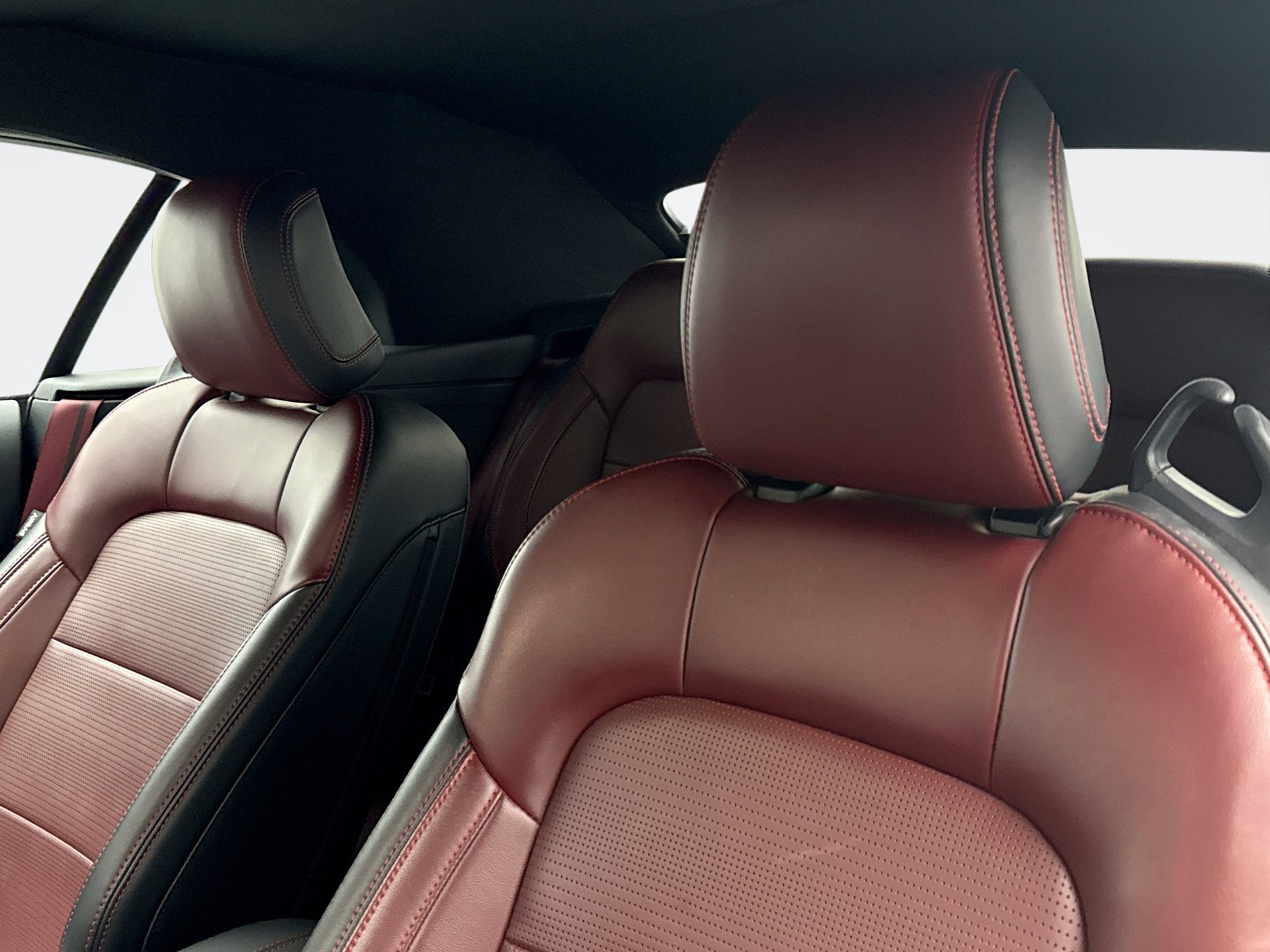 Used 2024 Ford Mustang GT Premium w/ GT Performance Package image 10