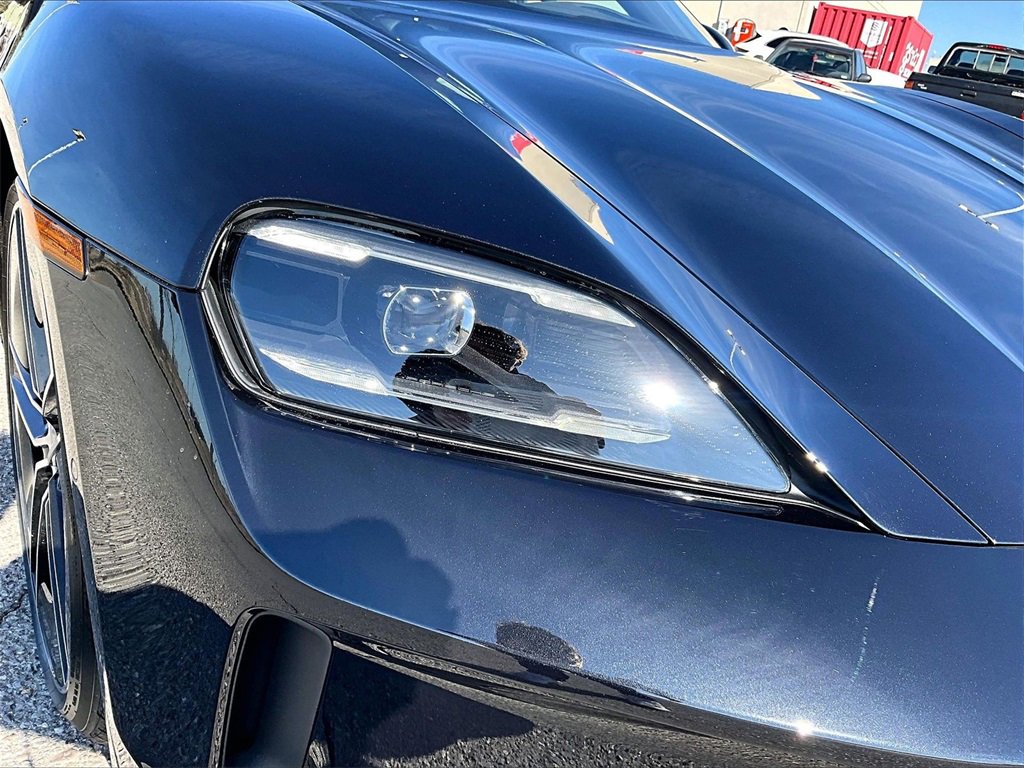 New 2026 Porsche Taycan image 12