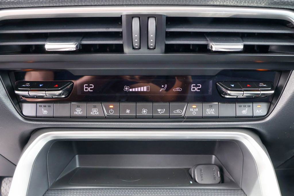 New 2025 MAZDA CX-70 Plug-In Hybrid w/ Premium Pkg image 33