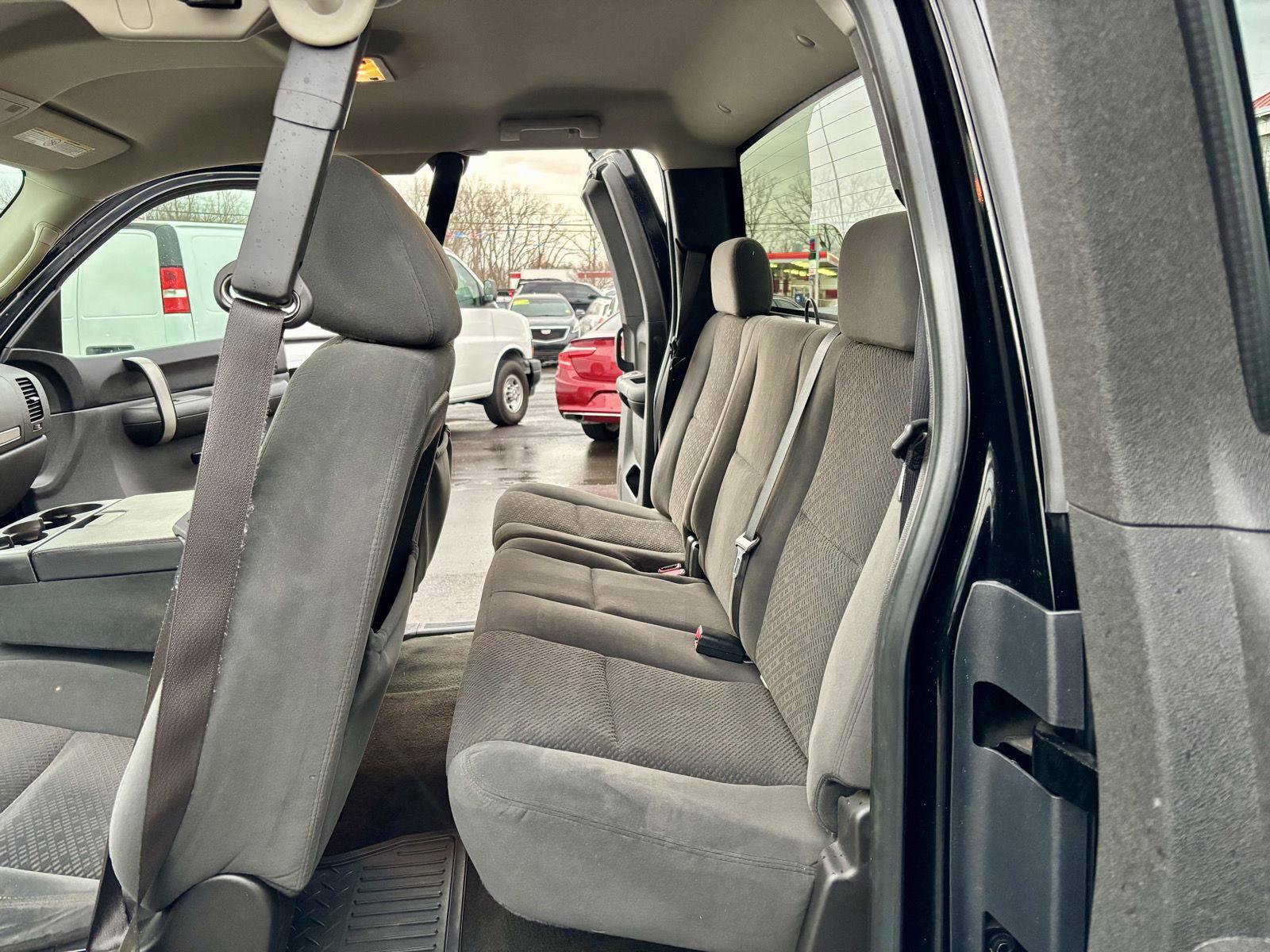 Used 2008 Chevrolet Silverado 2500 LT w/ 1LT Convenience Package image 19