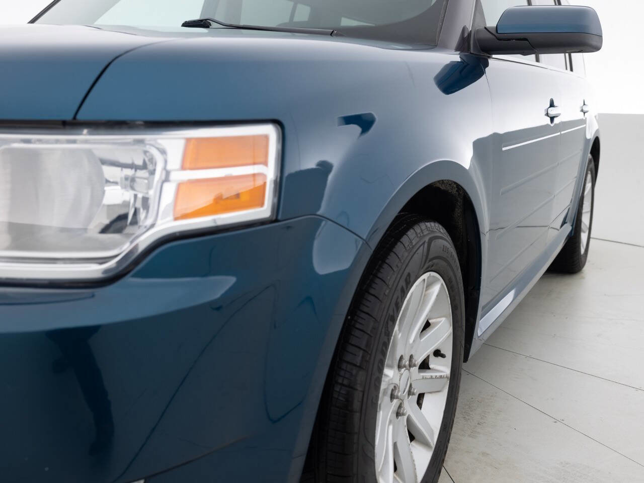Used 2011 Ford Flex SEL w/ Rapid Spec Order Code image 12