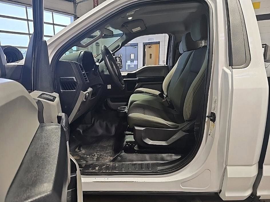 Used 2016 Ford F150 XL w/ Equipment Group 101A Mid image 10