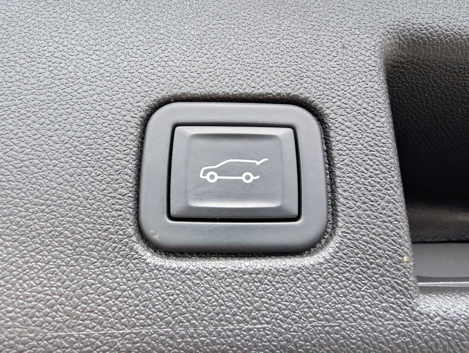 Used 2024 Chevrolet Equinox LT image 31