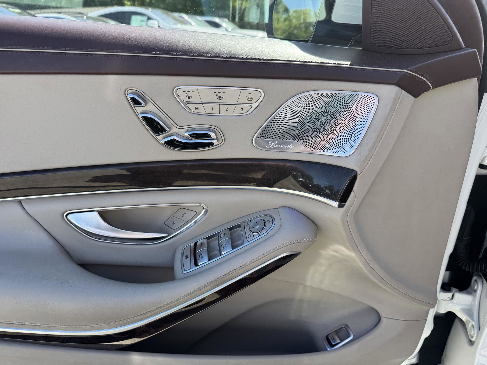 Used 2018 Mercedes-Benz S 560 Sedan image 6