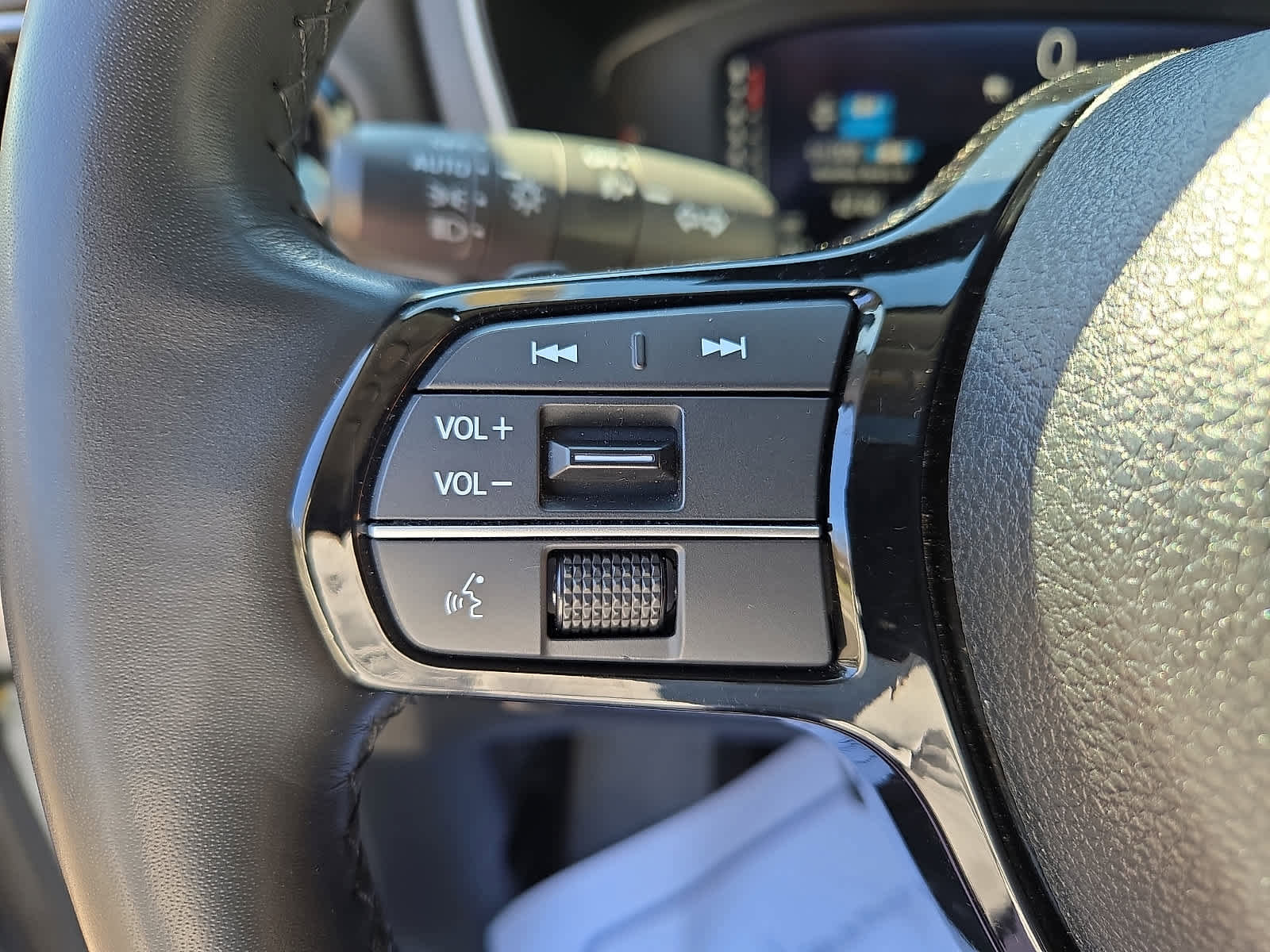 Used 2025 Honda Pilot Elite image 22