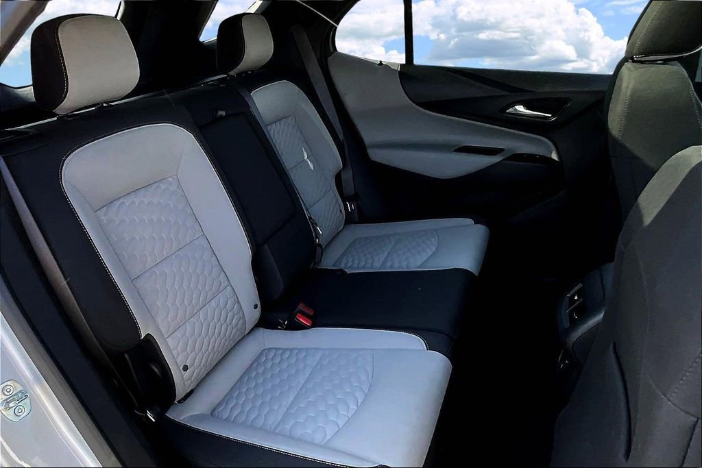 Used 2021 Chevrolet Equinox LT image 27
