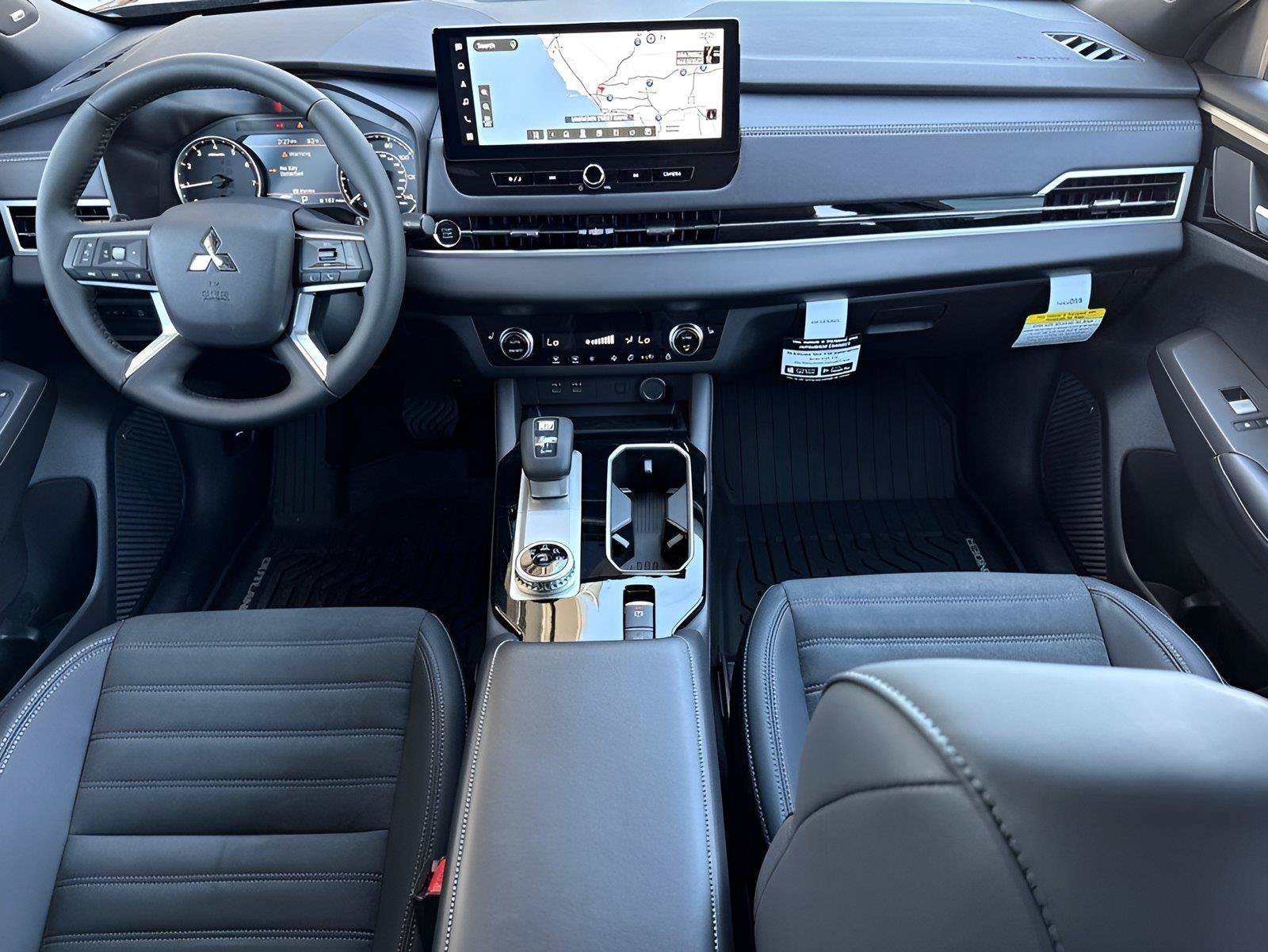 New 2026 Mitsubishi Outlander LE FWD image 22