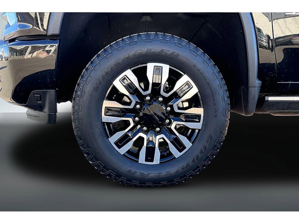 Used 2021 Chevrolet Silverado 3500 High Country w/ Z71 Off-Road Package image 31