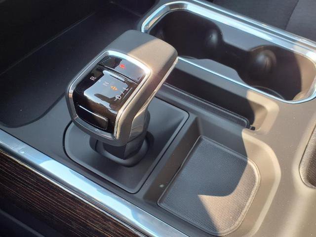 New 2025 GMC Sierra 1500 Elevation image 9