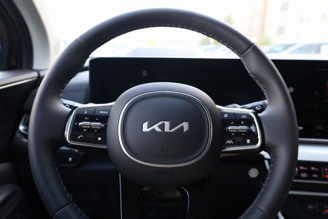 New 2026 Kia Carnival SX Prestige image 16