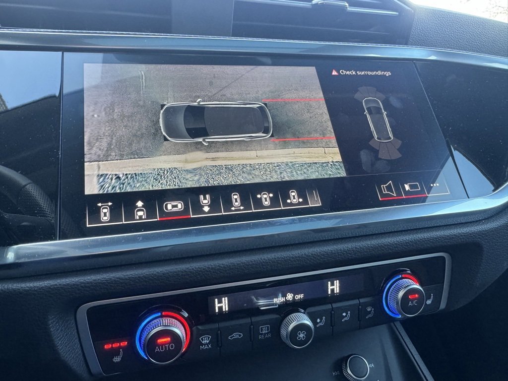 Certified 2025 Audi Q3 2.0T Premium Plus w/ Premium Plus Package image 19