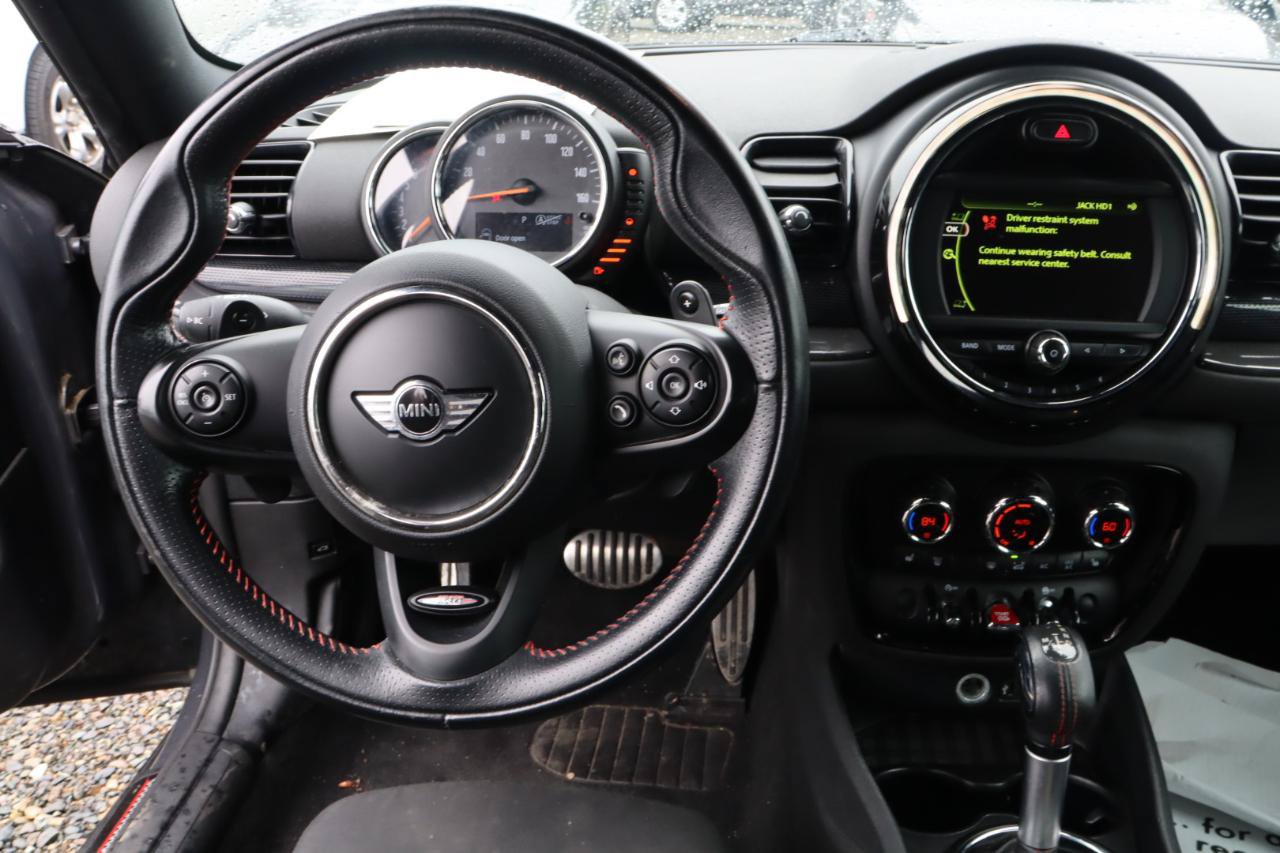 Used 2016 MINI Cooper Clubman S FWD image 5