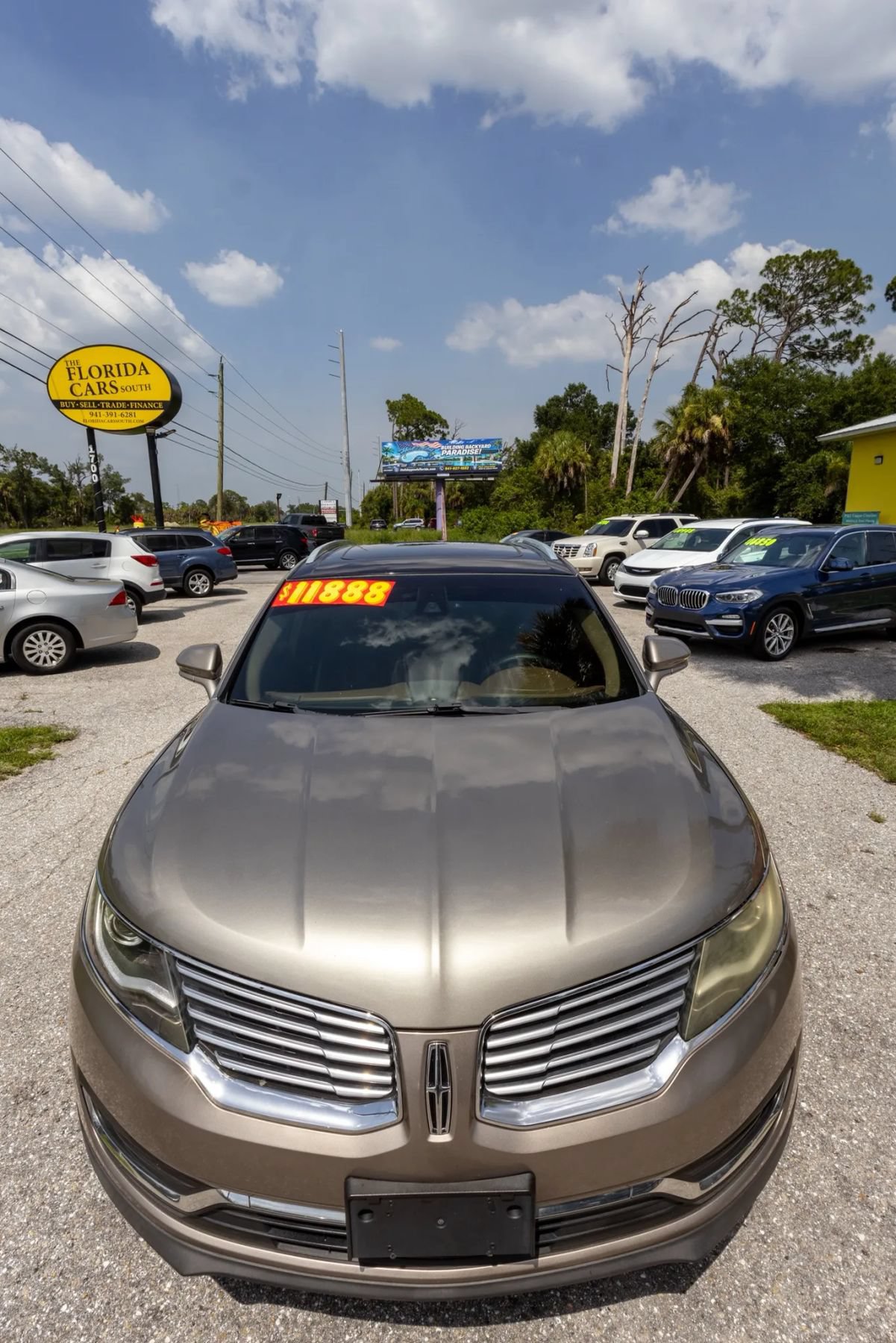 Used 2016 Lincoln MKX Reserve w/ Climate Package AWD/4WD image 2
