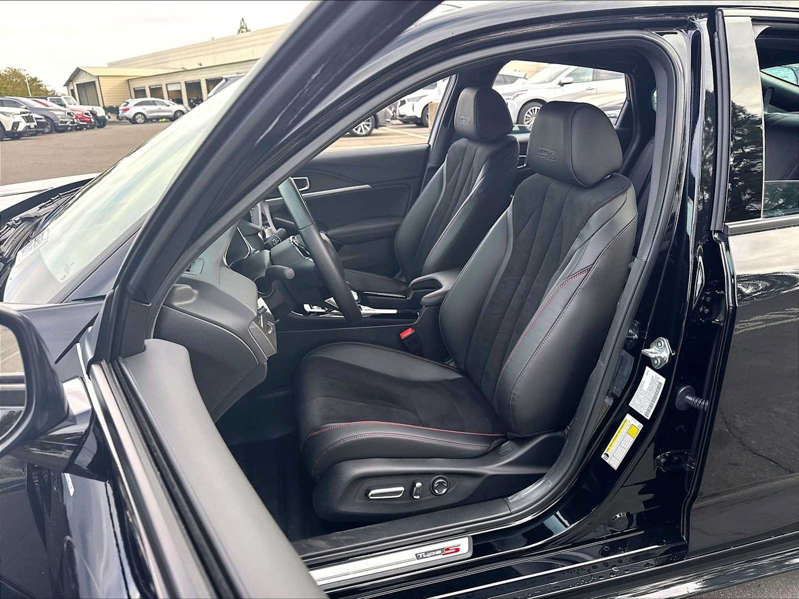 Used 2025 Acura Integra Type S FWD image 26