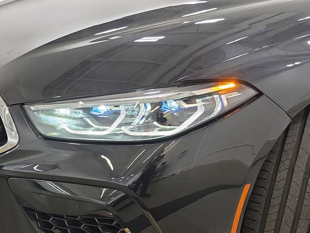 Used 2020 BMW M8 Convertible image 30