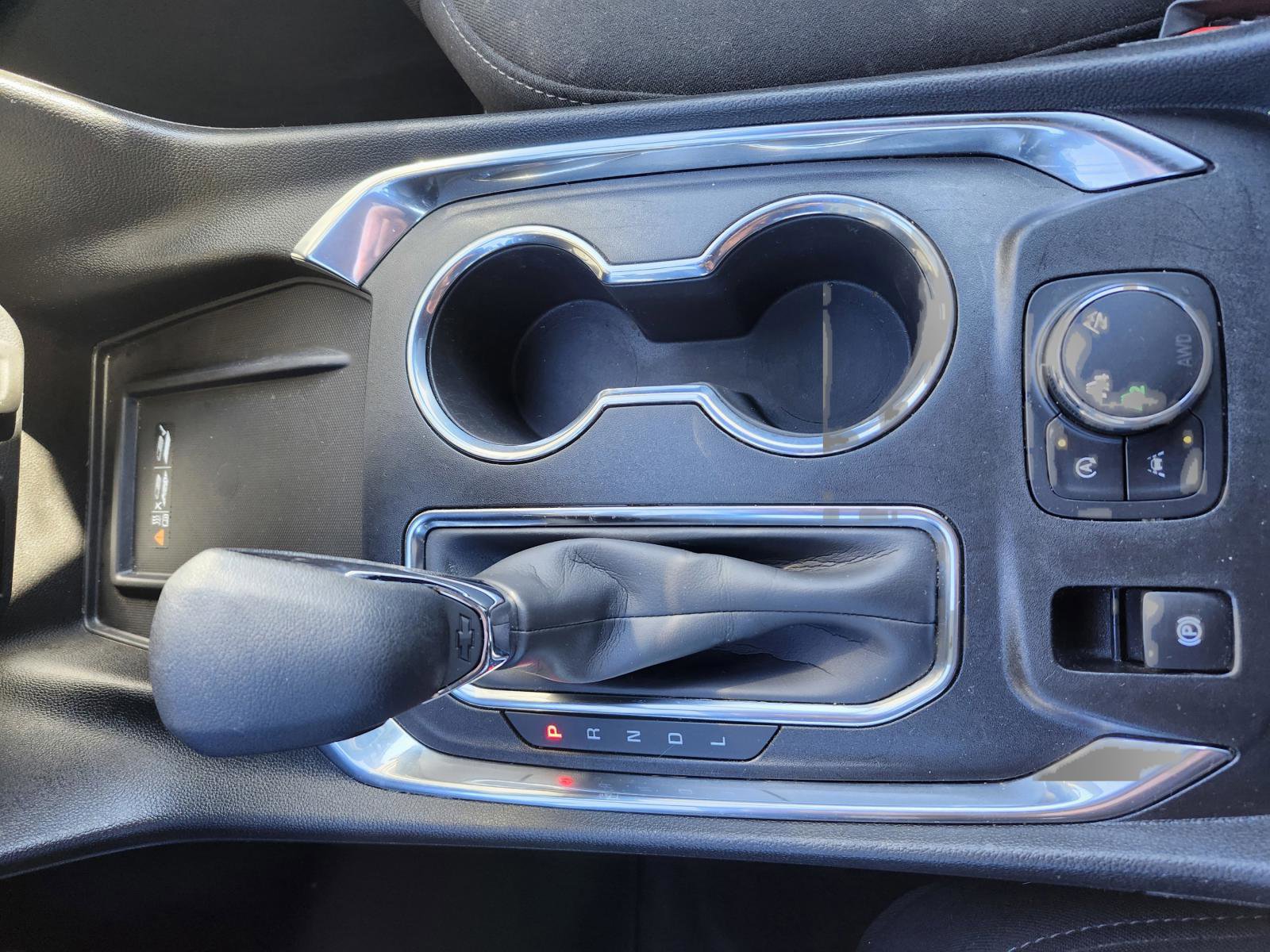 Used 2023 Chevrolet Traverse LT image 31