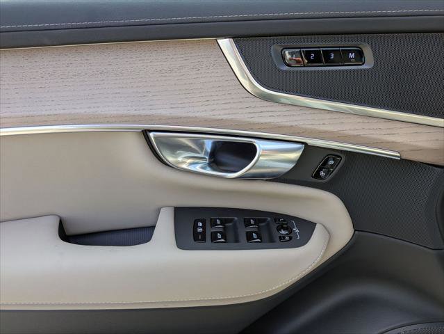 New 2026 Volvo XC90 B6 Core image 7