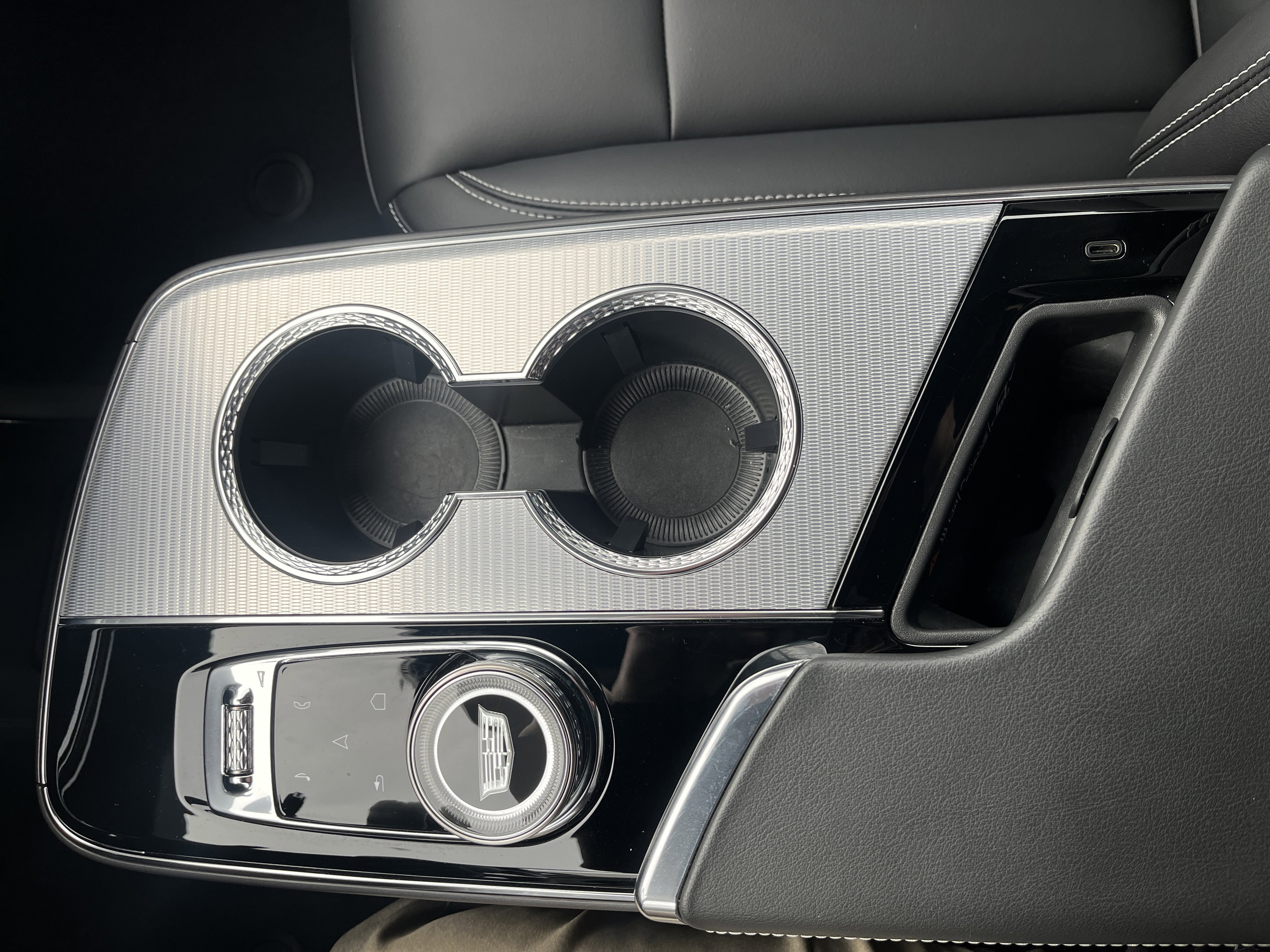 Used 2024 Cadillac Lyriq Tech w/ LPO, Floor Liner Package image 31