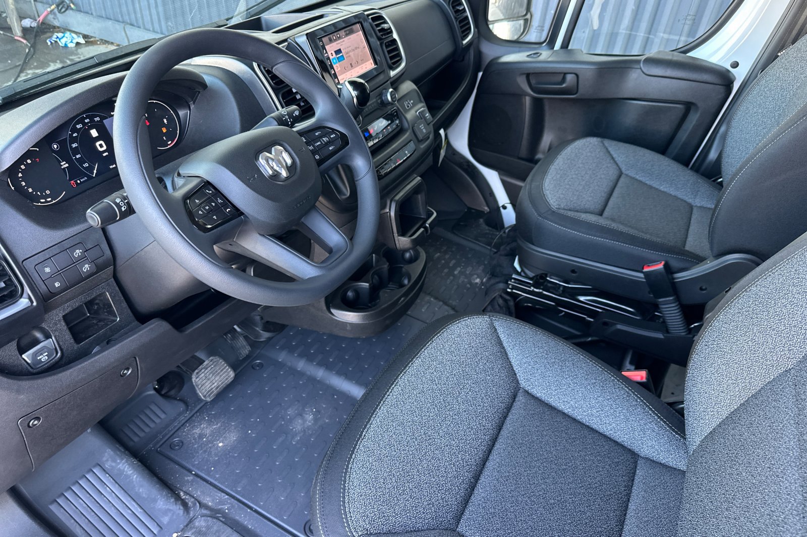 New 2026 RAM ProMaster 3500 w/ Quick Order Package 22G SLT image 9