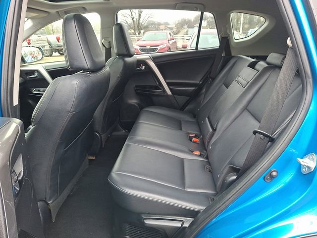 Used 2018 Toyota RAV4 Limited image 11