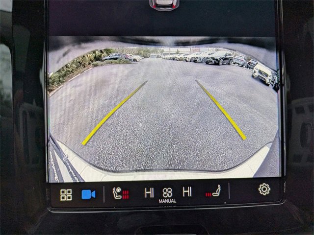 New 2025 Volvo XC60 B5 Plus w/ Climate Package image 21